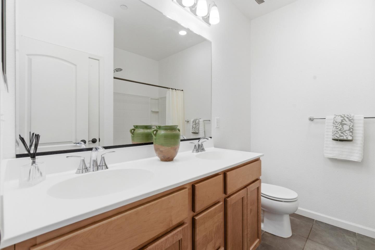 Detail Gallery Image 22 of 30 For 1920 Dylan St, Hollister,  CA 95023 - 4 Beds | 2 Baths