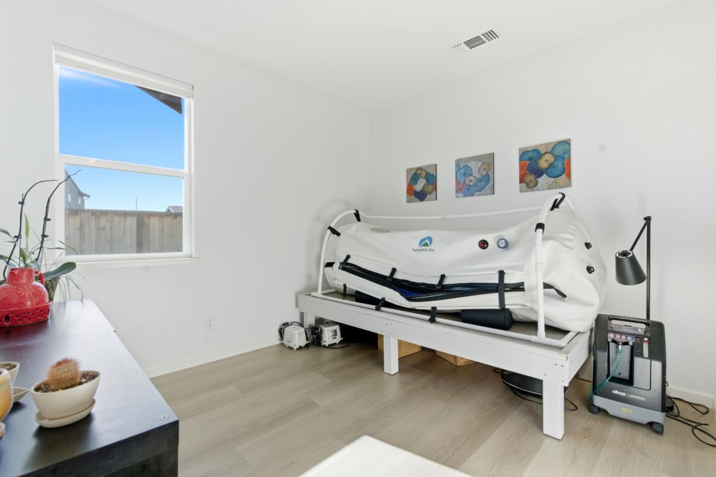 Detail Gallery Image 23 of 30 For 1920 Dylan St, Hollister,  CA 95023 - 4 Beds | 2 Baths