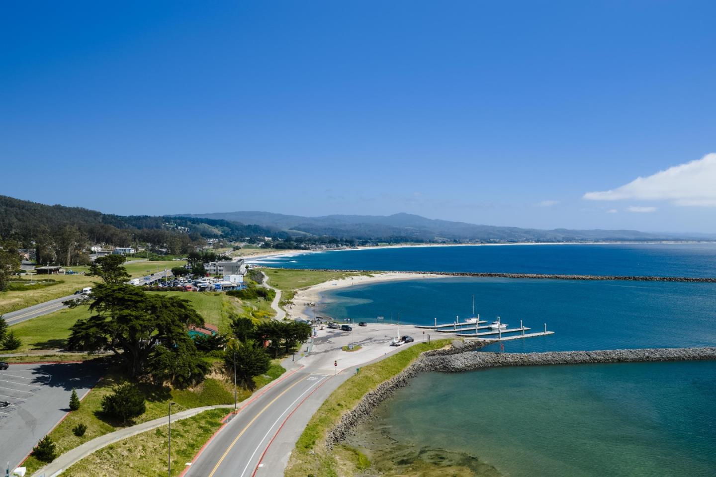 Detail Gallery Image 29 of 32 For 419 Almeria Ave, El Granada,  CA 94018 - 2 Beds | 2 Baths