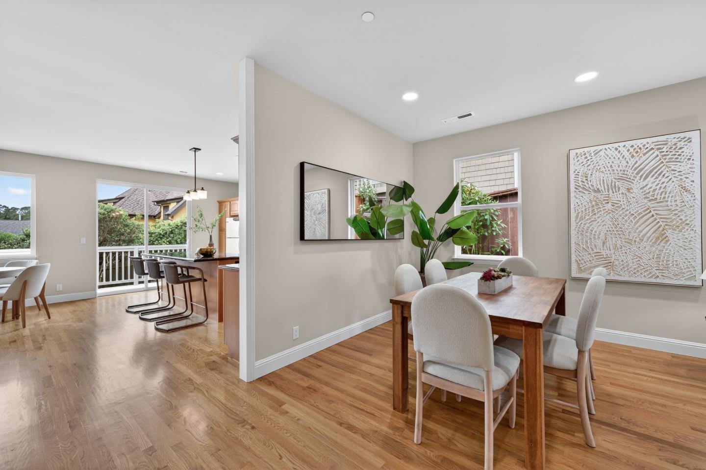 Detail Gallery Image 6 of 32 For 419 Almeria Ave, El Granada,  CA 94018 - 2 Beds | 2 Baths