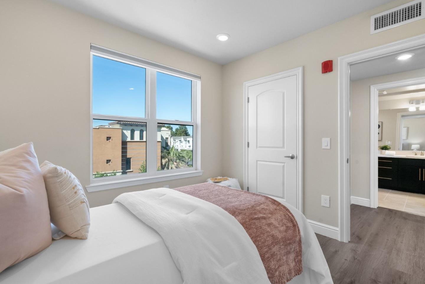 Photo #22: ML82042379 Listing: Photo #22