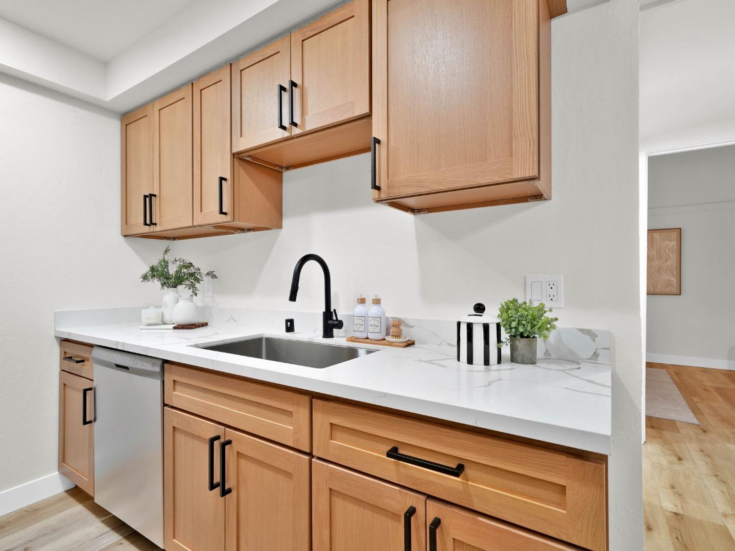 Photo #11: ML82042380 Listing: Photo #11