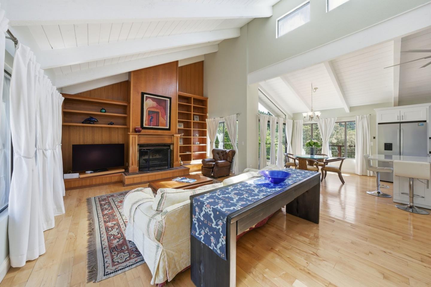 Detail Gallery Image 13 of 43 For 701 Day Valley Rd, Aptos,  CA 95003 - 5 Beds | 3/1 Baths