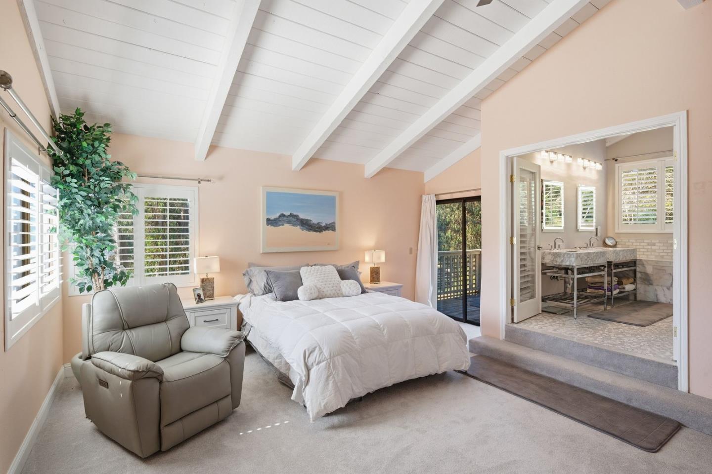 Detail Gallery Image 15 of 43 For 701 Day Valley Rd, Aptos,  CA 95003 - 5 Beds | 3/1 Baths