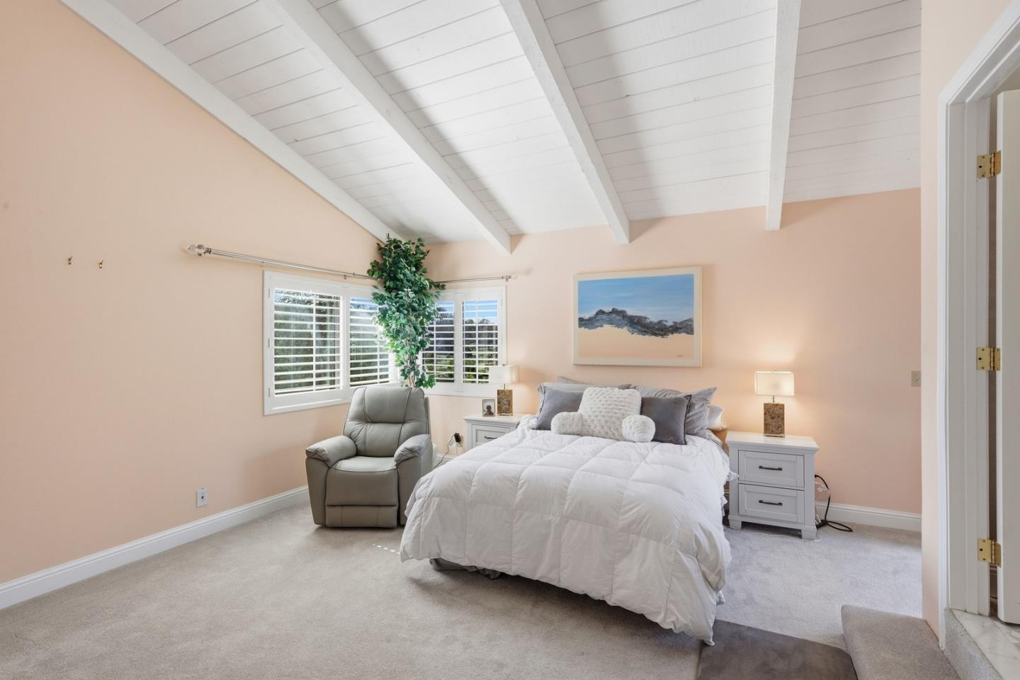 Detail Gallery Image 17 of 43 For 701 Day Valley Rd, Aptos,  CA 95003 - 5 Beds | 3/1 Baths