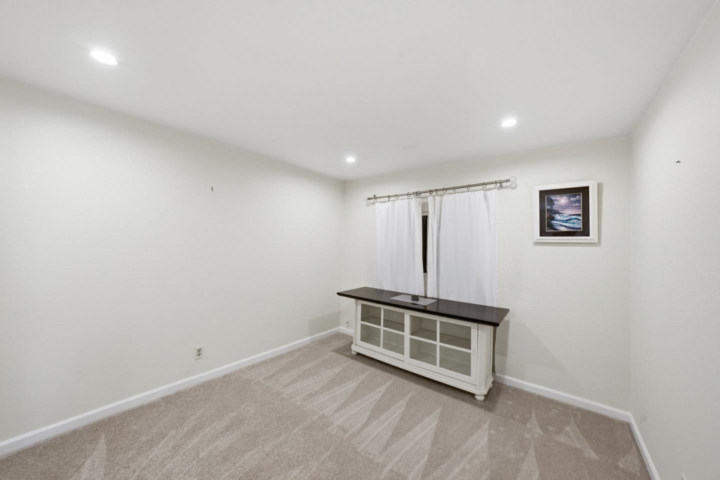 Detail Gallery Image 23 of 43 For 701 Day Valley Rd, Aptos,  CA 95003 - 5 Beds | 3/1 Baths