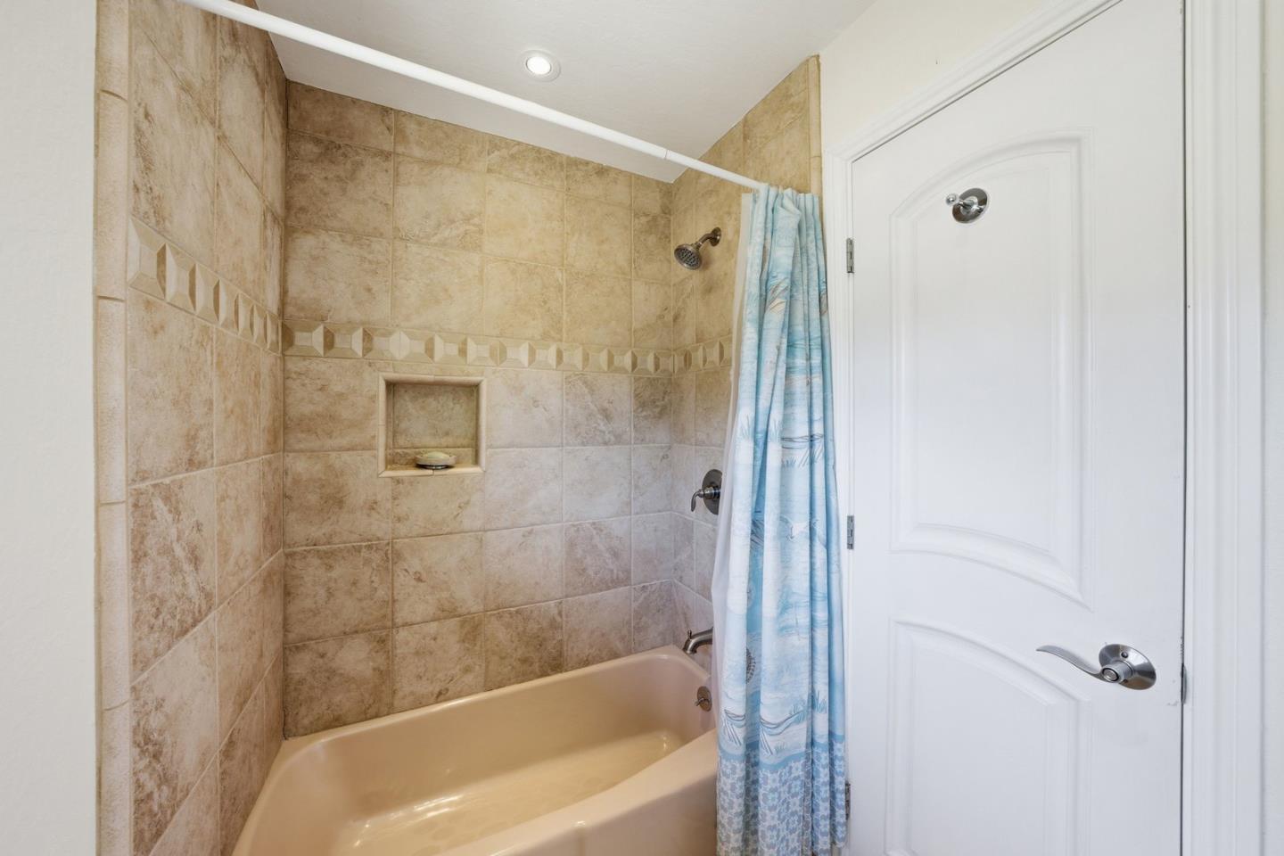 Detail Gallery Image 26 of 43 For 701 Day Valley Rd, Aptos,  CA 95003 - 5 Beds | 3/1 Baths