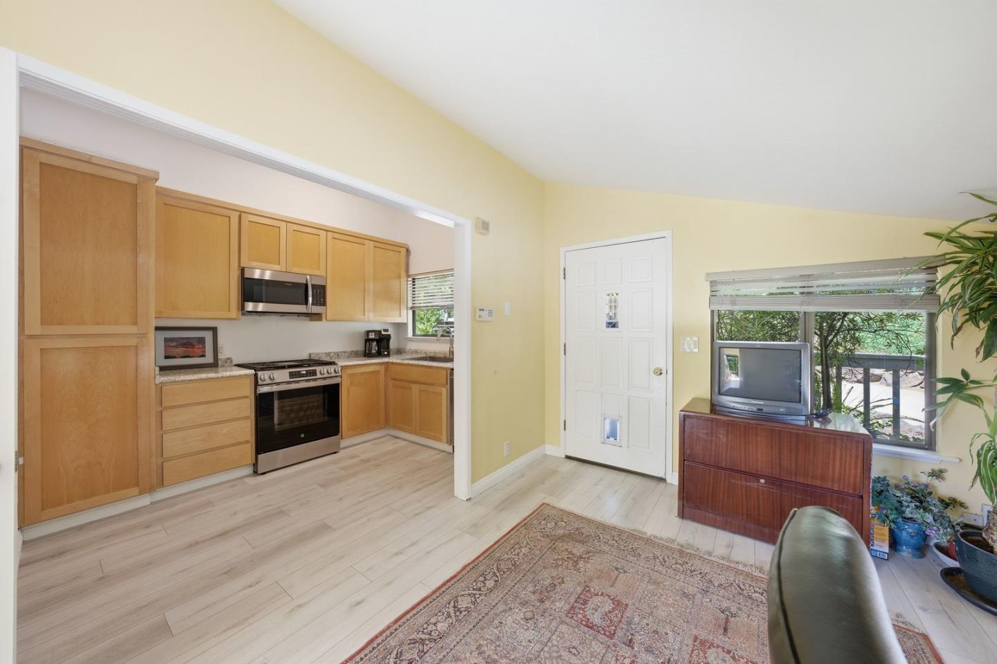 Detail Gallery Image 30 of 43 For 701 Day Valley Rd, Aptos,  CA 95003 - 5 Beds | 3/1 Baths