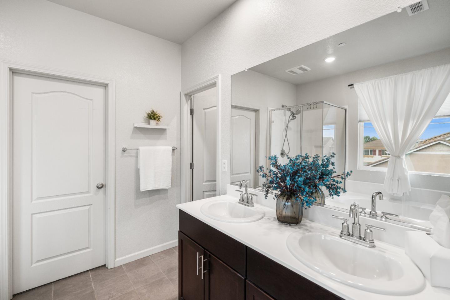 Detail Gallery Image 20 of 49 For 4054 Kenwood Circle, Oakley,  CA 94561 - 4 Beds | 3 Baths