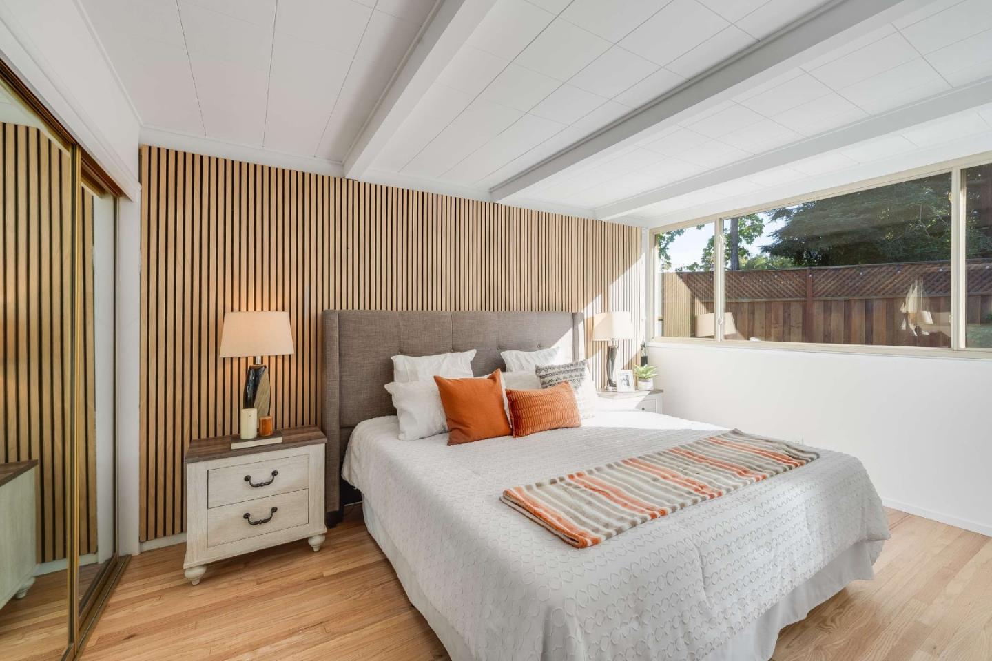 Detail Gallery Image 15 of 55 For 744 Jackpine Ct, Sunnyvale,  CA 94086 - 4 Beds | 2 Baths