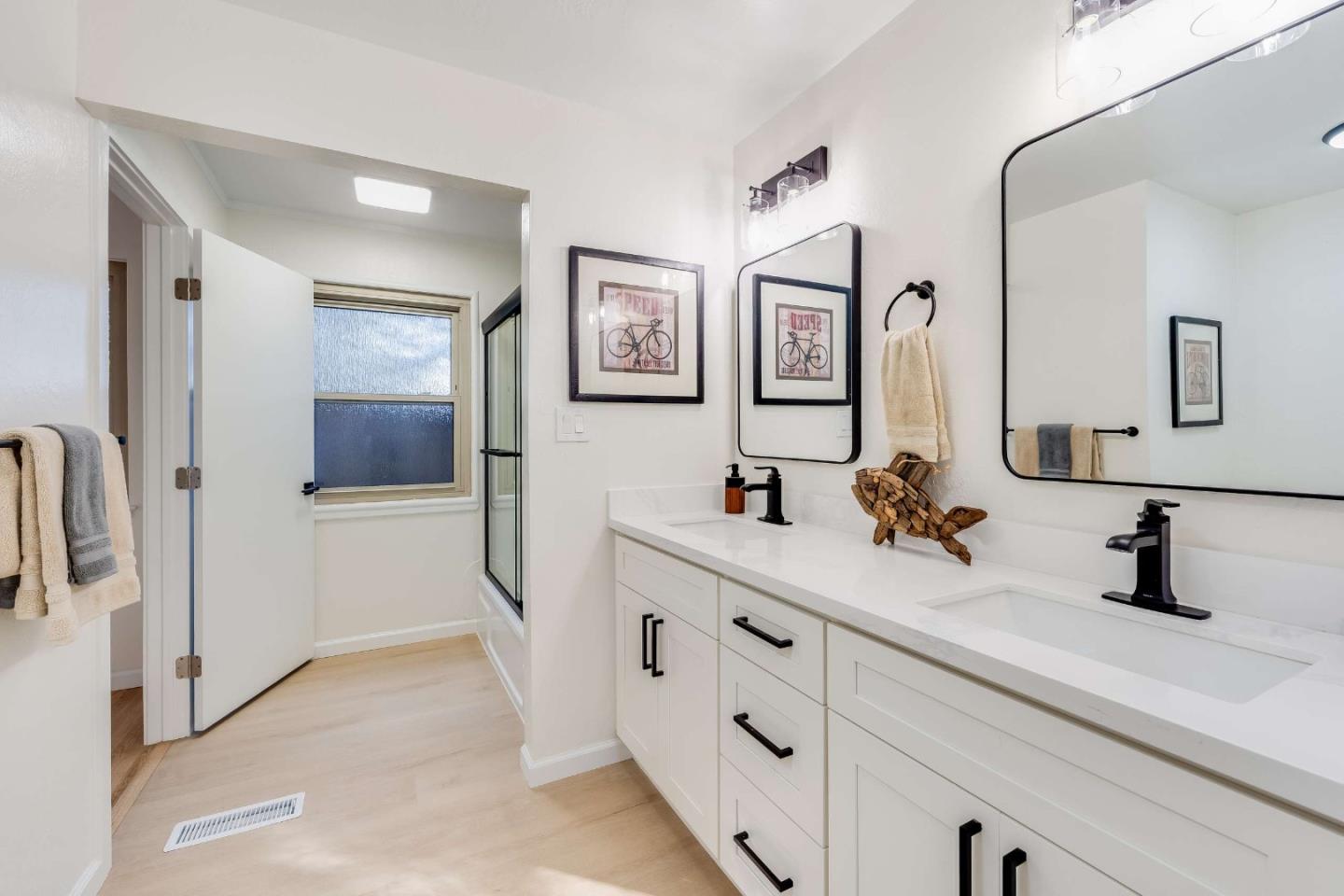 Detail Gallery Image 22 of 55 For 744 Jackpine Ct, Sunnyvale,  CA 94086 - 4 Beds | 2 Baths