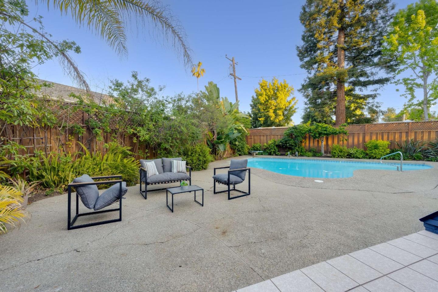 Detail Gallery Image 30 of 55 For 744 Jackpine Ct, Sunnyvale,  CA 94086 - 4 Beds | 2 Baths