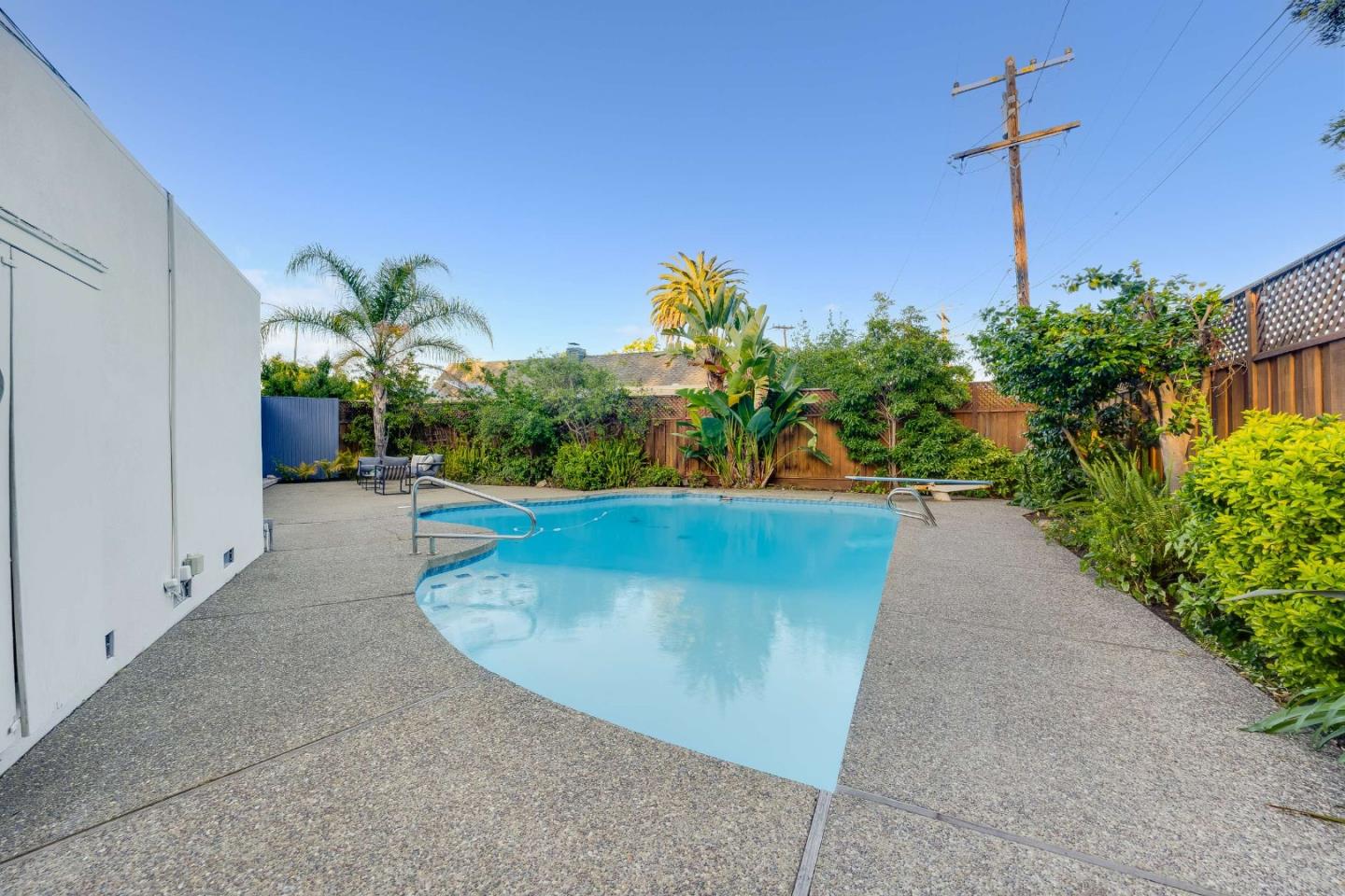 Detail Gallery Image 33 of 55 For 744 Jackpine Ct, Sunnyvale,  CA 94086 - 4 Beds | 2 Baths