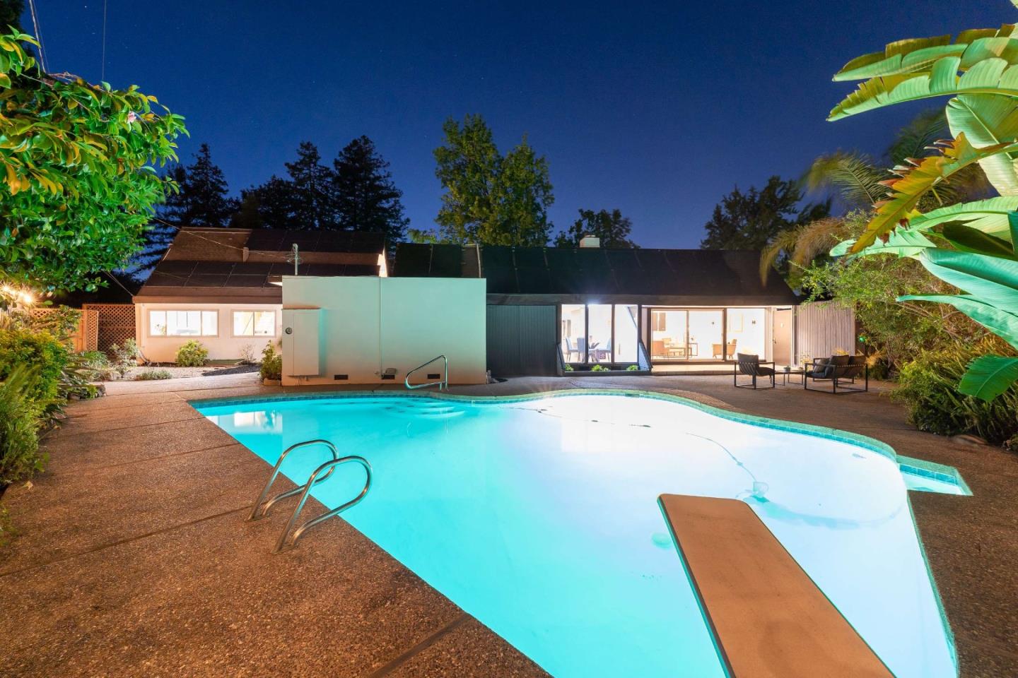 Detail Gallery Image 43 of 55 For 744 Jackpine Ct, Sunnyvale,  CA 94086 - 4 Beds | 2 Baths