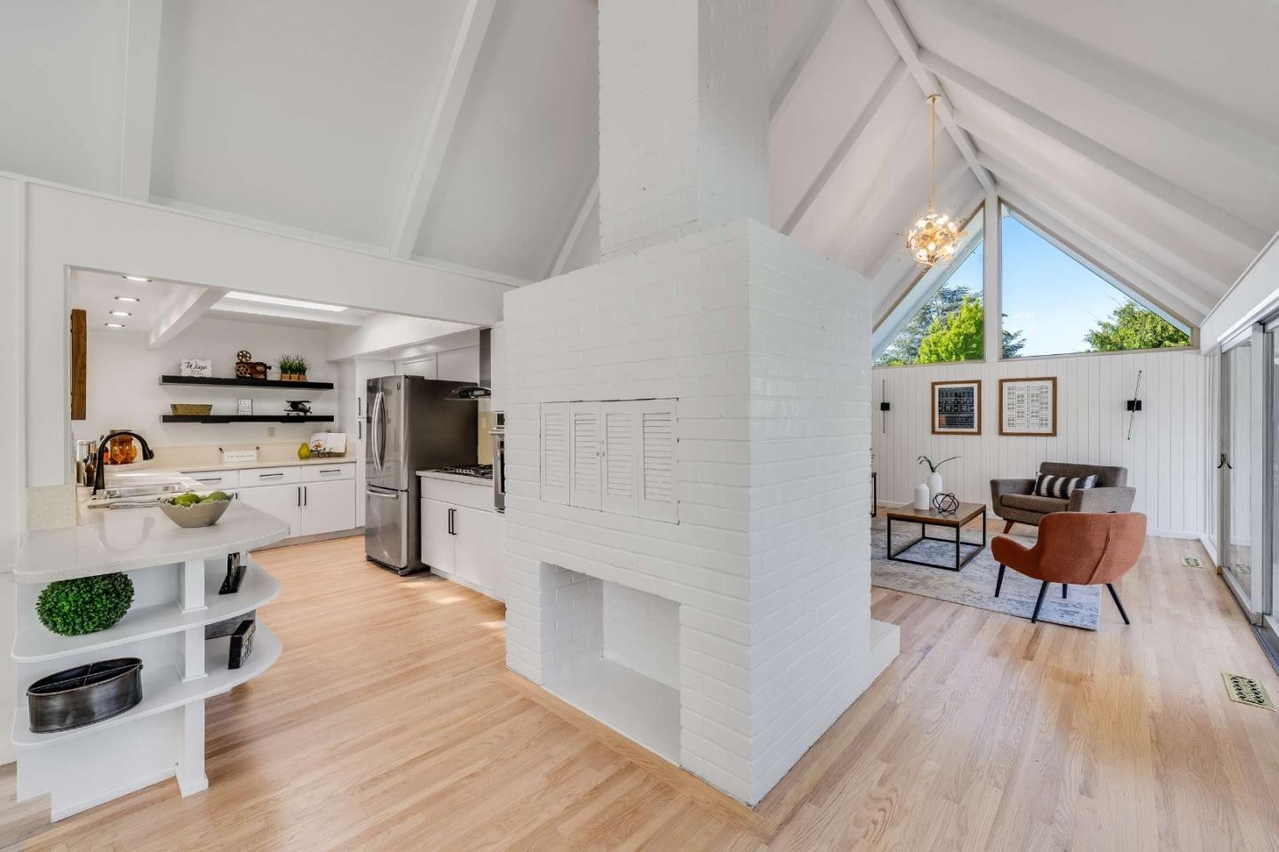 Detail Gallery Image 7 of 55 For 744 Jackpine Ct, Sunnyvale,  CA 94086 - 4 Beds | 2 Baths