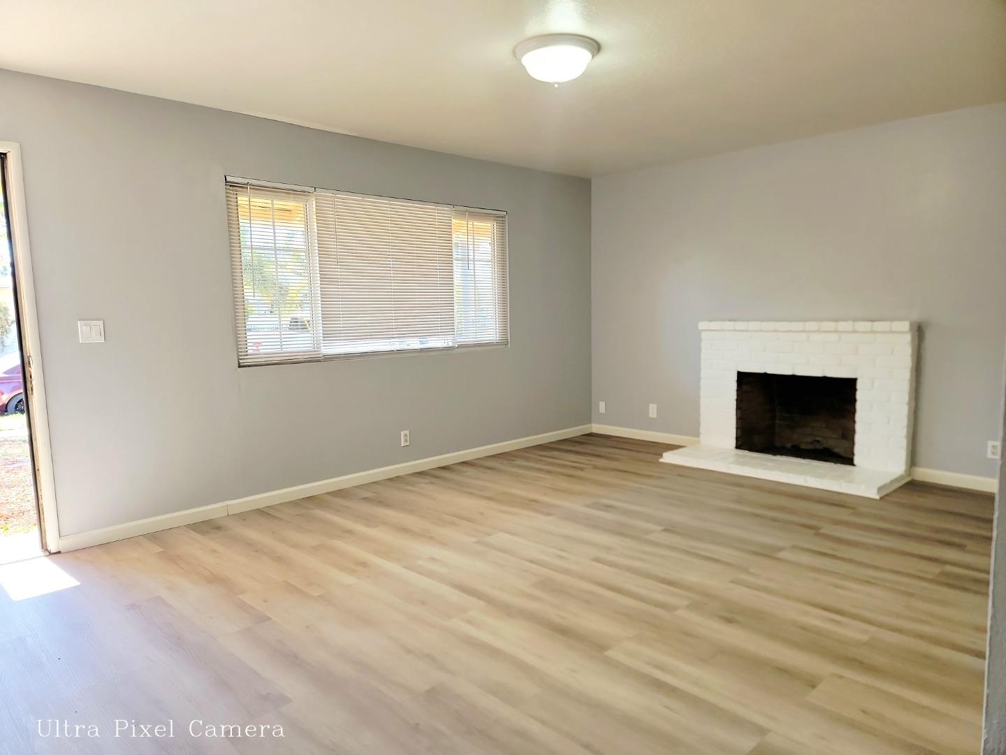 Detail Gallery Image 3 of 19 For 1004 Sinbad Ave, San Jose,  CA 95116 - 4 Beds | 2 Baths