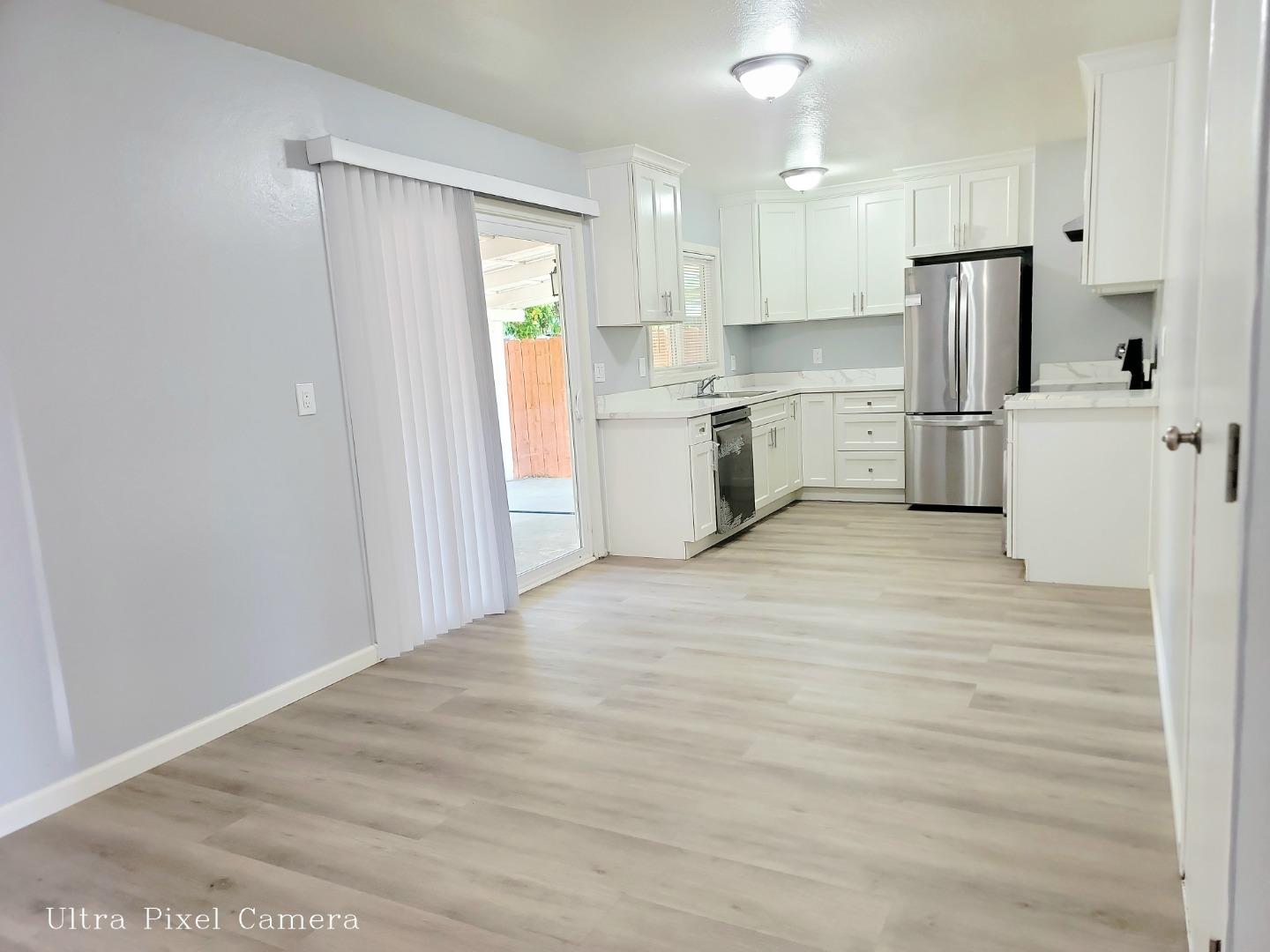 Detail Gallery Image 4 of 19 For 1004 Sinbad Ave, San Jose,  CA 95116 - 4 Beds | 2 Baths