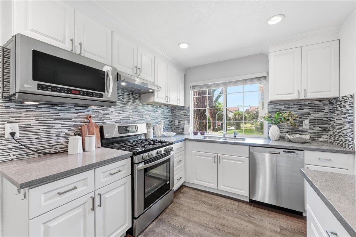 Photo #17: ML82042388 Listing: Photo #17