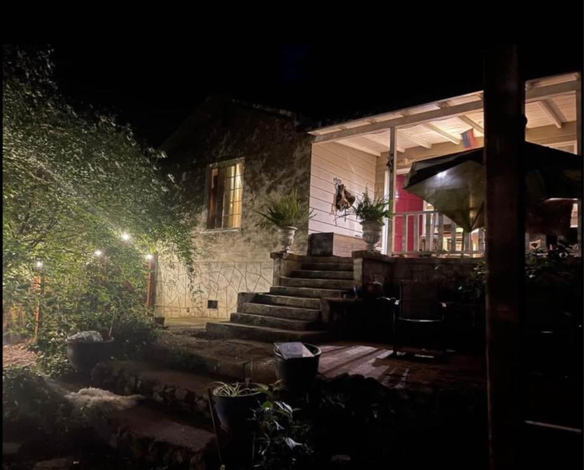 Detail Gallery Image 3 of 6 For 12465 Lorenzo Ave, Boulder Creek,  CA 95006 - 3 Beds | 2 Baths