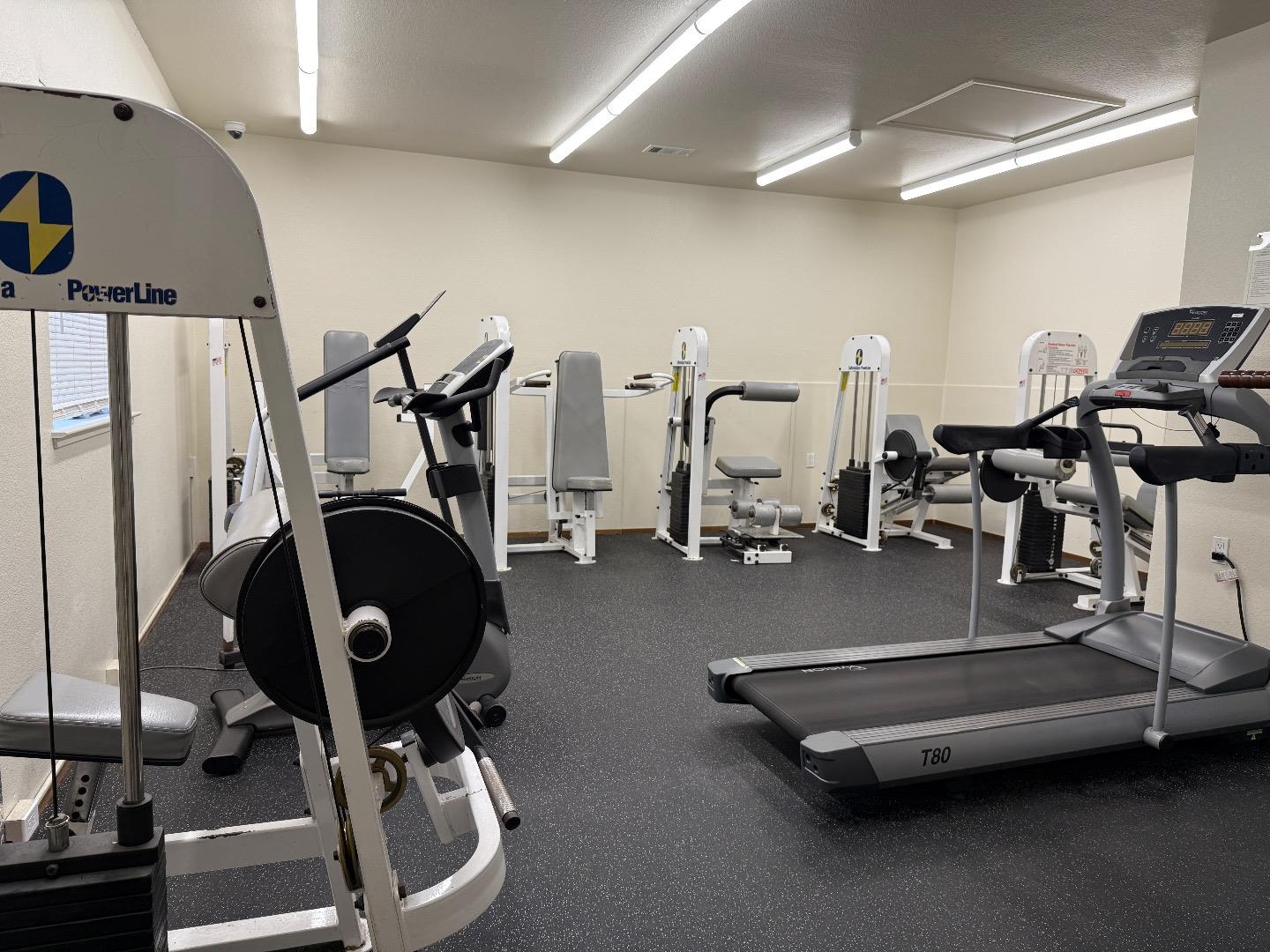 Detail Gallery Image 13 of 15 For 3241 Shadow Park Pl, San Jose,  CA 95121 - 2 Beds | 1 Baths