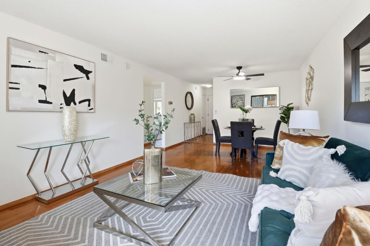 Detail Gallery Image 3 of 15 For 3241 Shadow Park Pl, San Jose,  CA 95121 - 2 Beds | 1 Baths