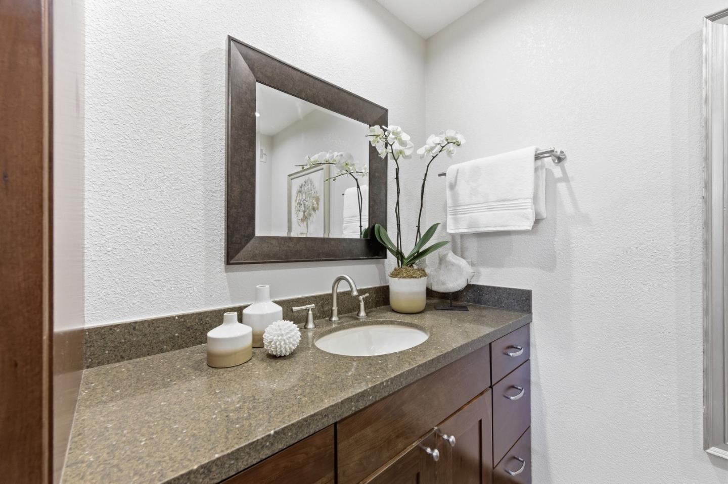 Detail Gallery Image 20 of 44 For 1028 Bermuda Dr, San Mateo,  CA 94403 - 5 Beds | 4 Baths