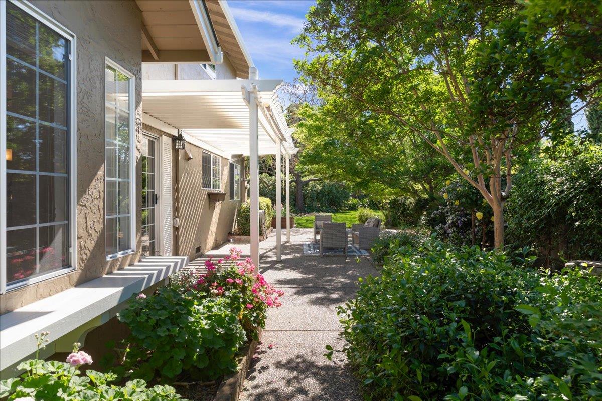 Detail Gallery Image 20 of 27 For 1647 Natalie Ct, San Jose,  CA 95118 - 4 Beds | 3 Baths