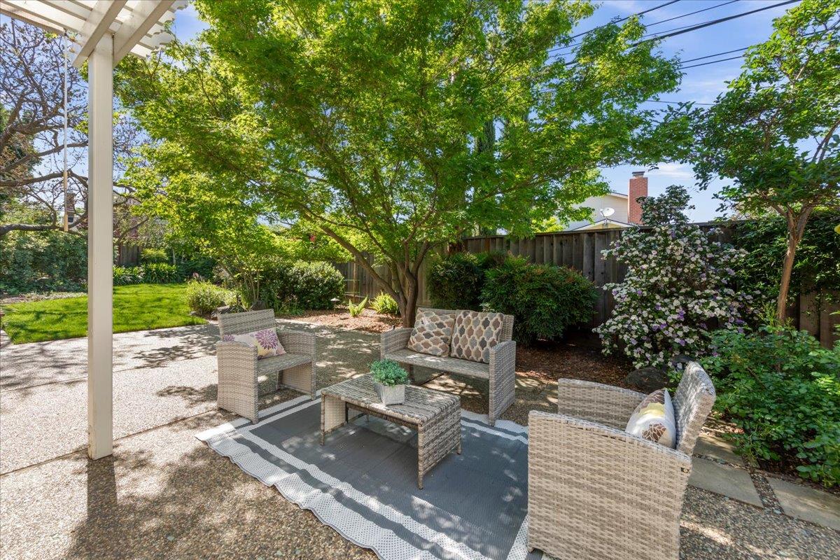 Detail Gallery Image 21 of 27 For 1647 Natalie Ct, San Jose,  CA 95118 - 4 Beds | 3 Baths