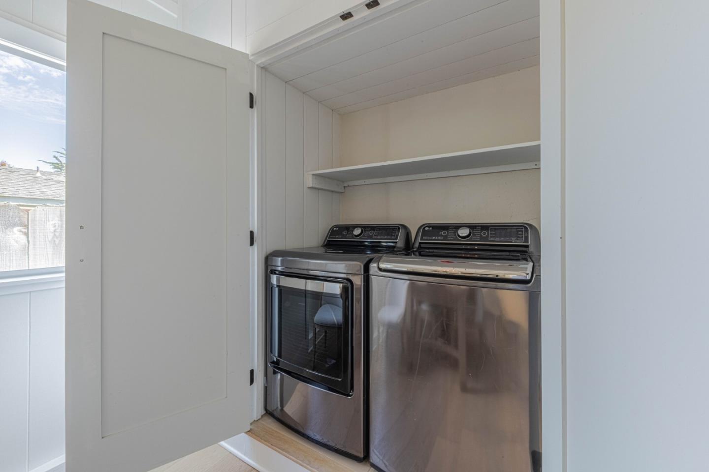 Detail Gallery Image 20 of 53 For 743 Bayview Ave, Pacific Grove,  CA 93950 - 3 Beds | 2 Baths