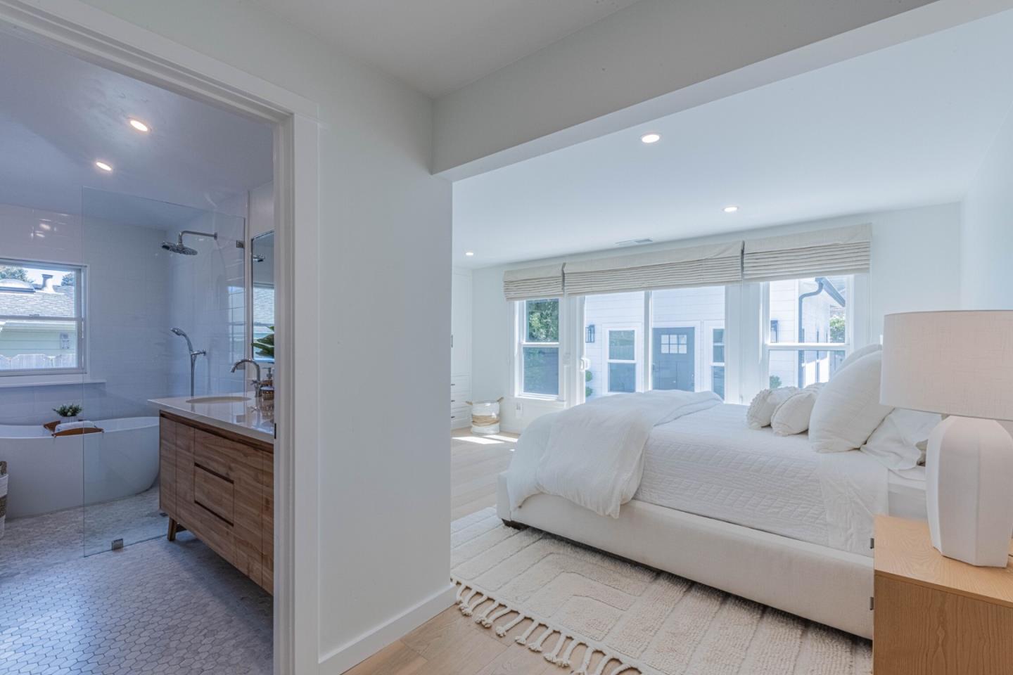 Detail Gallery Image 21 of 53 For 743 Bayview Ave, Pacific Grove,  CA 93950 - 3 Beds | 2 Baths