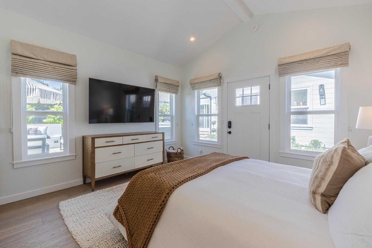 Detail Gallery Image 38 of 53 For 743 Bayview Ave, Pacific Grove,  CA 93950 - 3 Beds | 2 Baths
