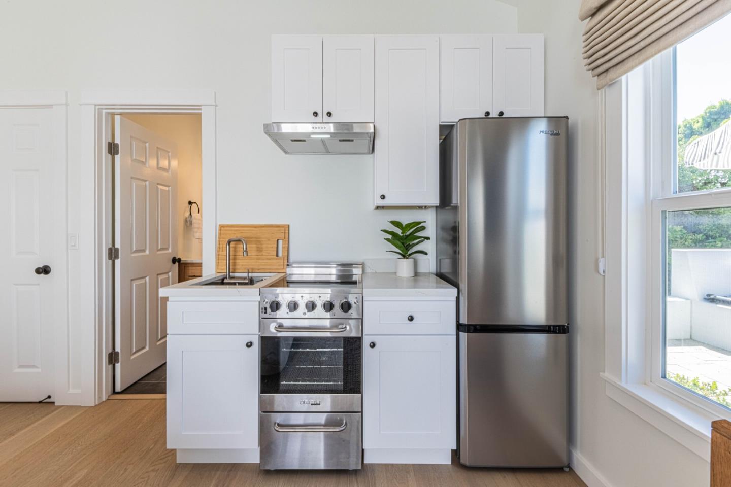 Detail Gallery Image 42 of 53 For 743 Bayview Ave, Pacific Grove,  CA 93950 - 3 Beds | 2 Baths