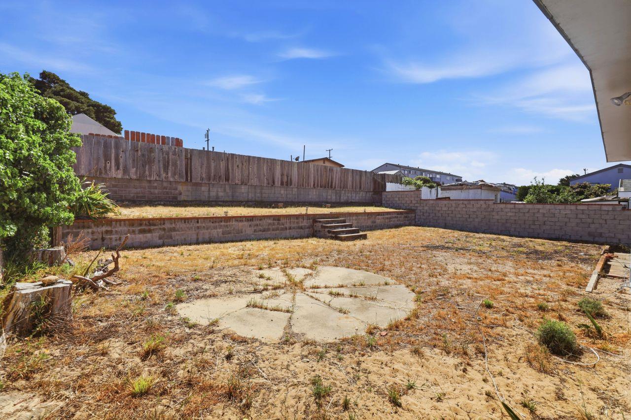 Detail Gallery Image 33 of 37 For 1140 Palm Ave, Seaside,  CA 93955 - 3 Beds | 1 Baths