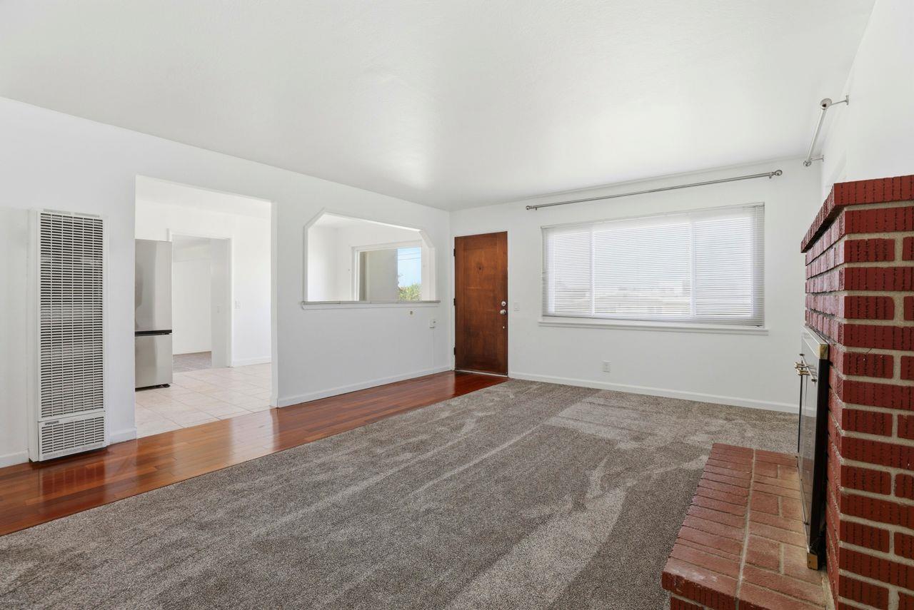 Detail Gallery Image 9 of 37 For 1140 Palm Ave, Seaside,  CA 93955 - 3 Beds | 1 Baths