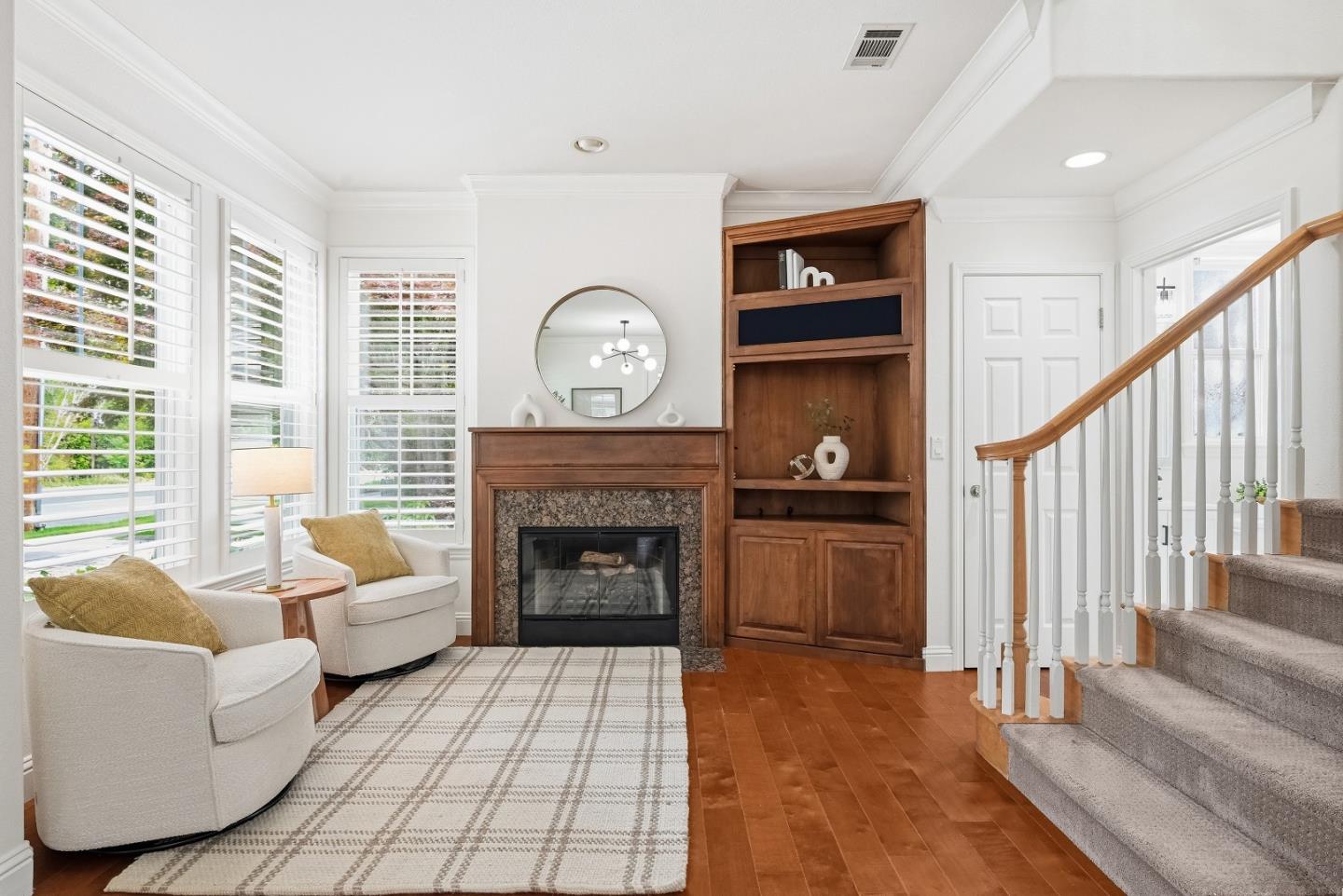 Photo #4: ML82042400 Listing: Photo #4