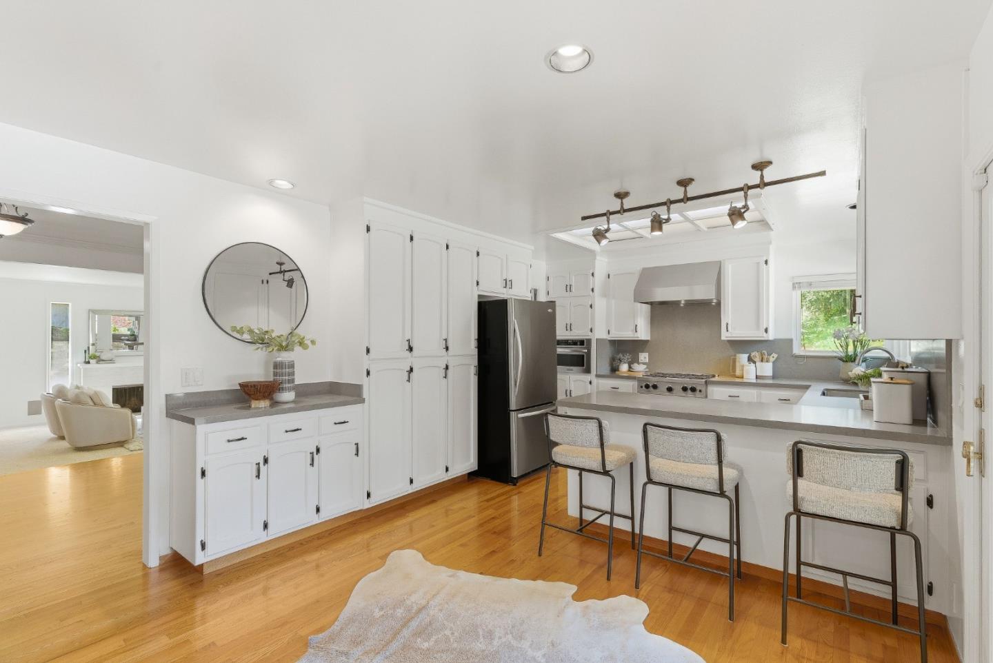 Detail Gallery Image 19 of 53 For 1351 Hidden Mine Rd, San Jose,  CA 95120 - 4 Beds | 2 Baths