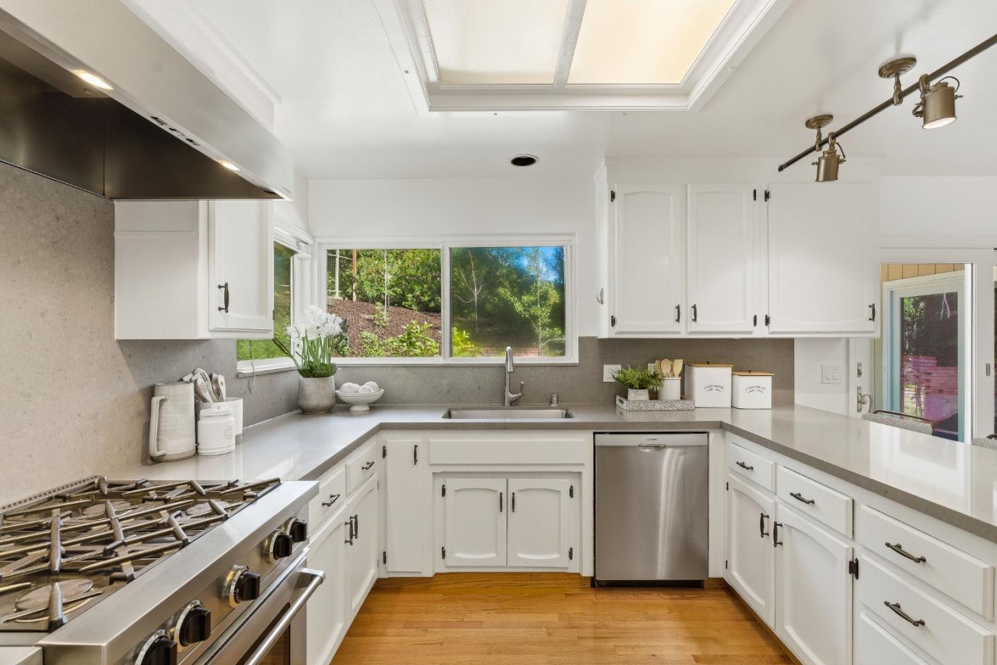 Detail Gallery Image 20 of 53 For 1351 Hidden Mine Rd, San Jose,  CA 95120 - 4 Beds | 2 Baths