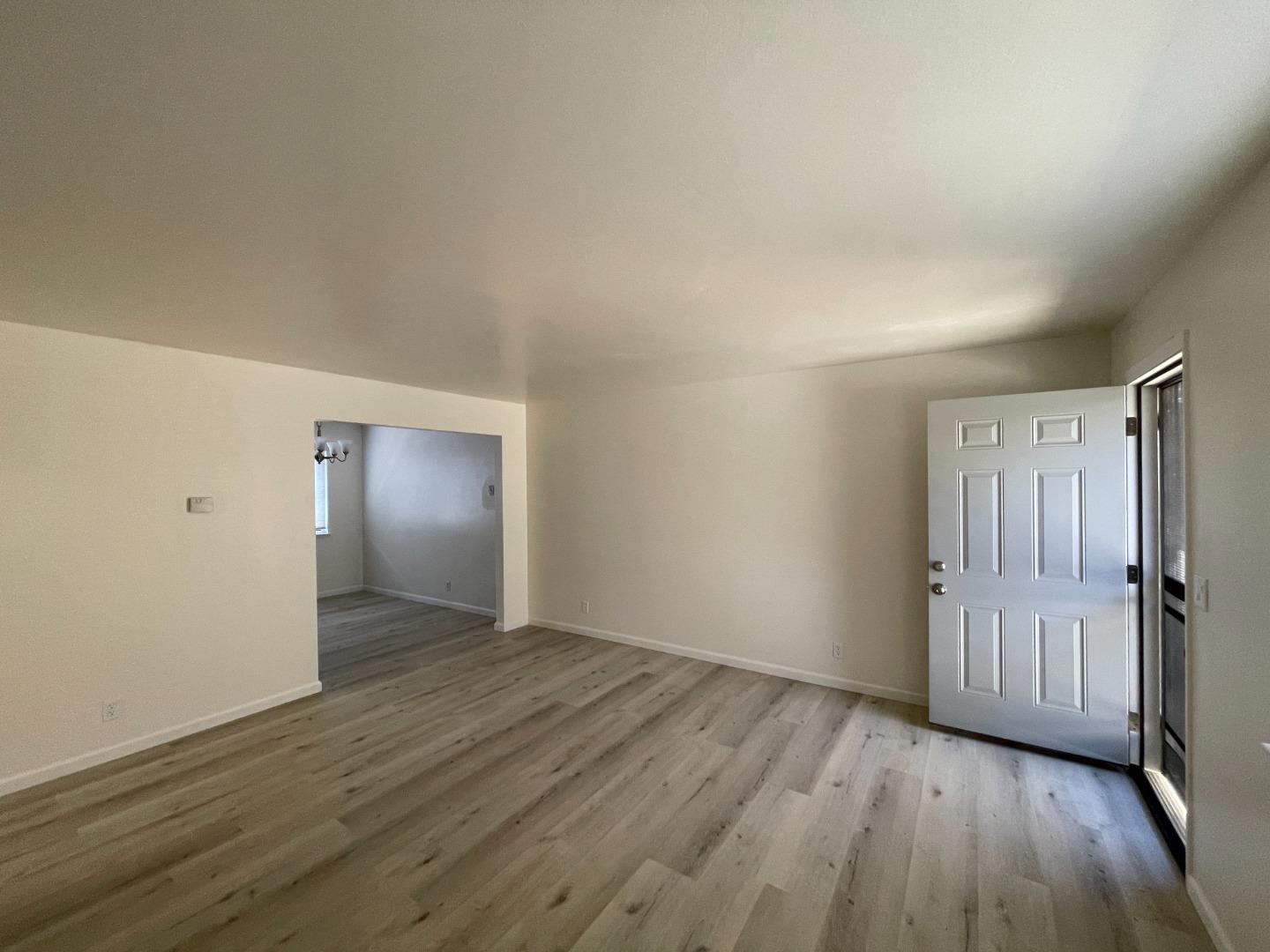 Detail Gallery Image 4 of 26 For 4418 Hamilton, San Jose,  CA 95130 - – Beds | – Baths