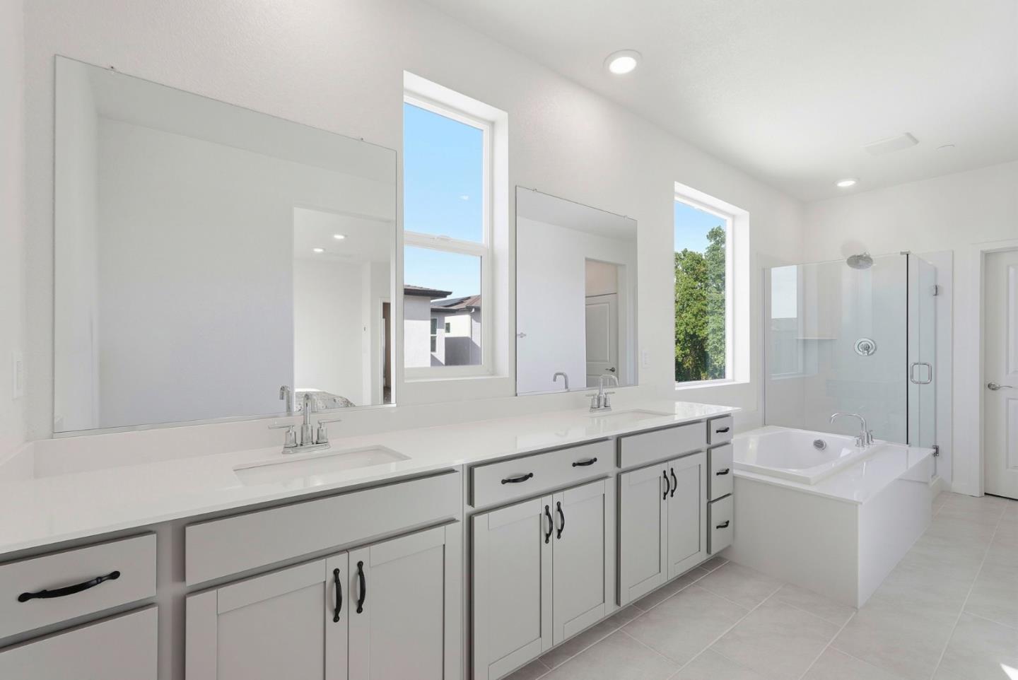 Detail Gallery Image 33 of 57 For 2809 Earthened Walk, Sacramento,  CA 95833 - 4 Beds | 3 Baths