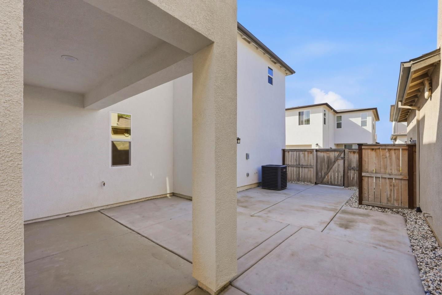 Detail Gallery Image 43 of 57 For 2809 Earthened Walk, Sacramento,  CA 95833 - 4 Beds | 3 Baths