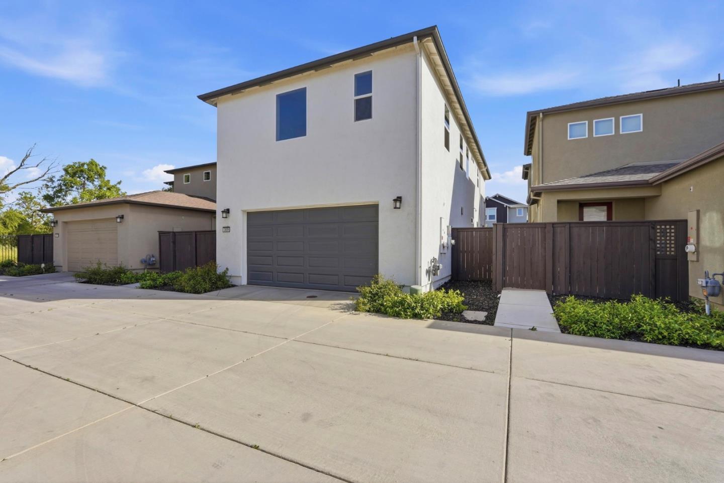 Detail Gallery Image 48 of 57 For 2809 Earthened Walk, Sacramento,  CA 95833 - 4 Beds | 3 Baths