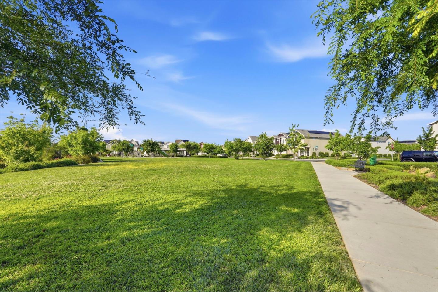 Detail Gallery Image 56 of 57 For 2809 Earthened Walk, Sacramento,  CA 95833 - 4 Beds | 3 Baths