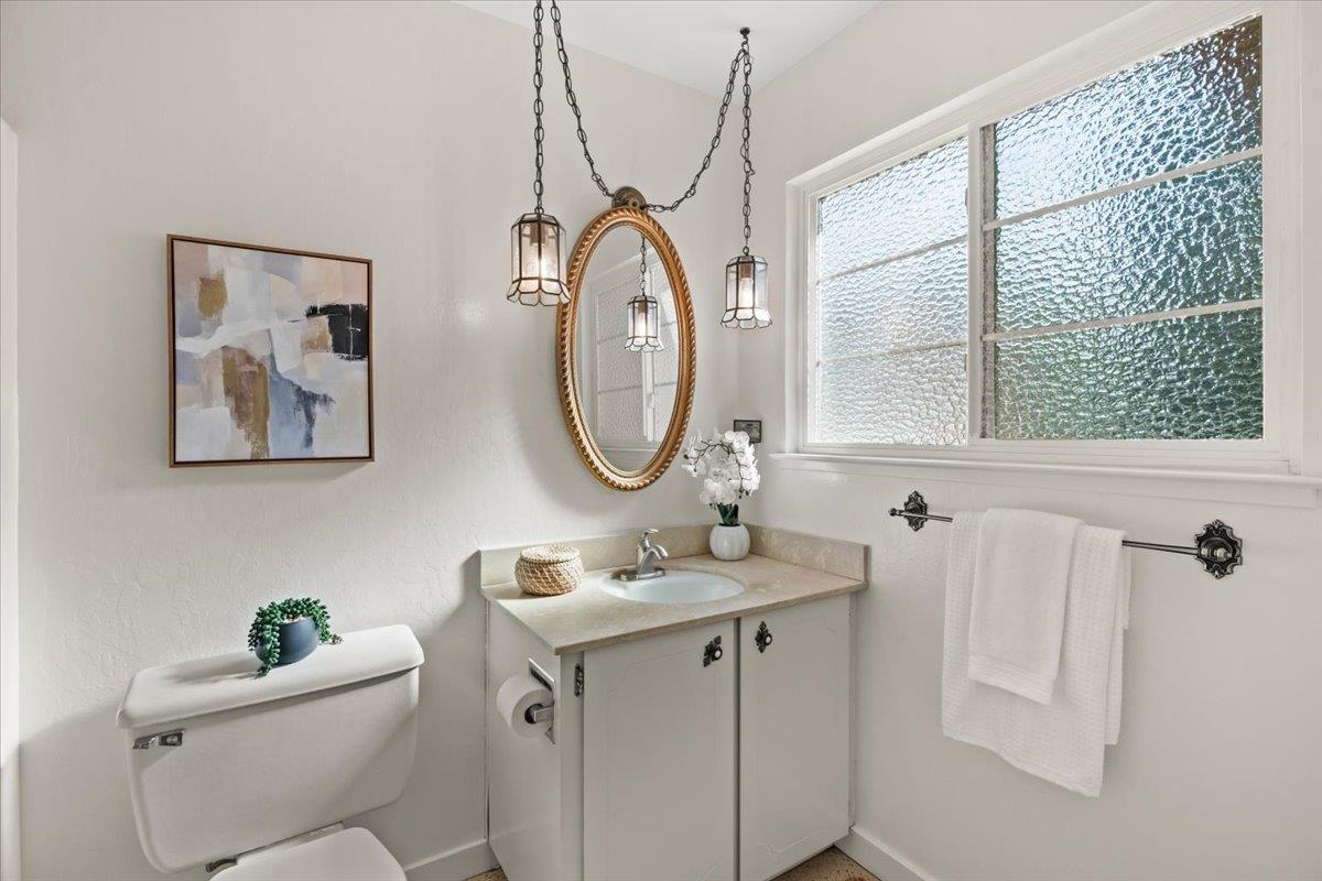 Detail Gallery Image 21 of 29 For 663 Smoke Tree Way, Sunnyvale,  CA 94086 - 3 Beds | 2 Baths