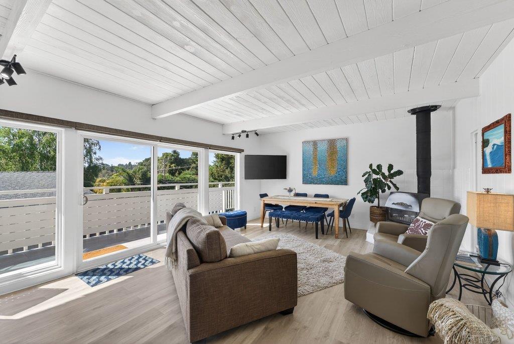 Detail Gallery Image 3 of 58 For 204 Highland Dr, Aptos,  CA 95003 - 4 Beds | 2 Baths