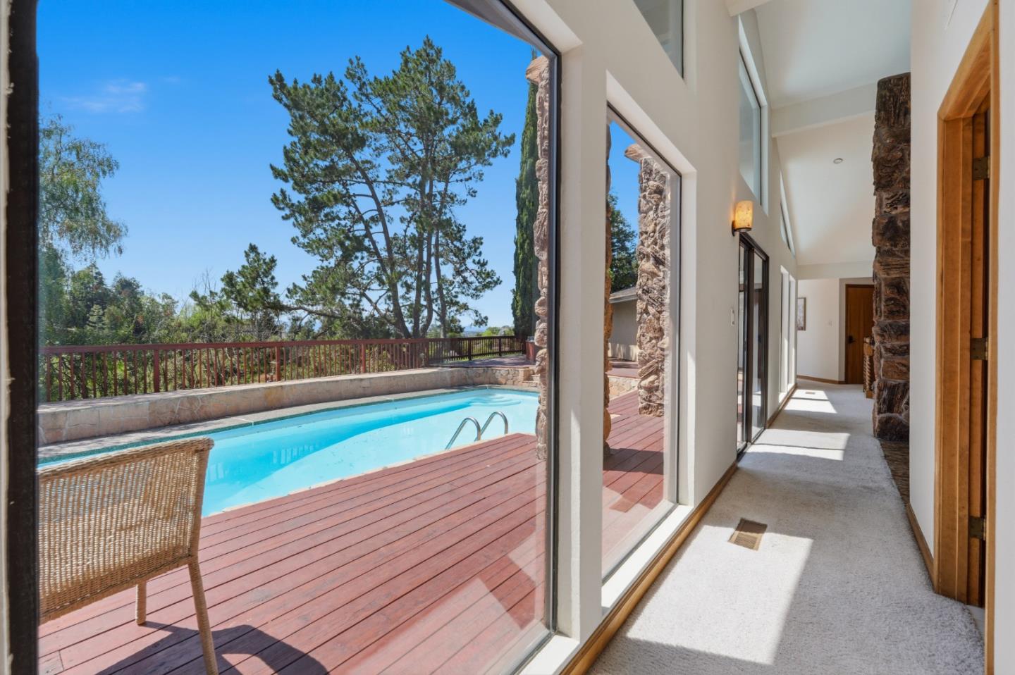 Detail Gallery Image 14 of 42 For 1050 Seminole Cmn, Fremont,  CA 94539 - 4 Beds | 2/1 Baths