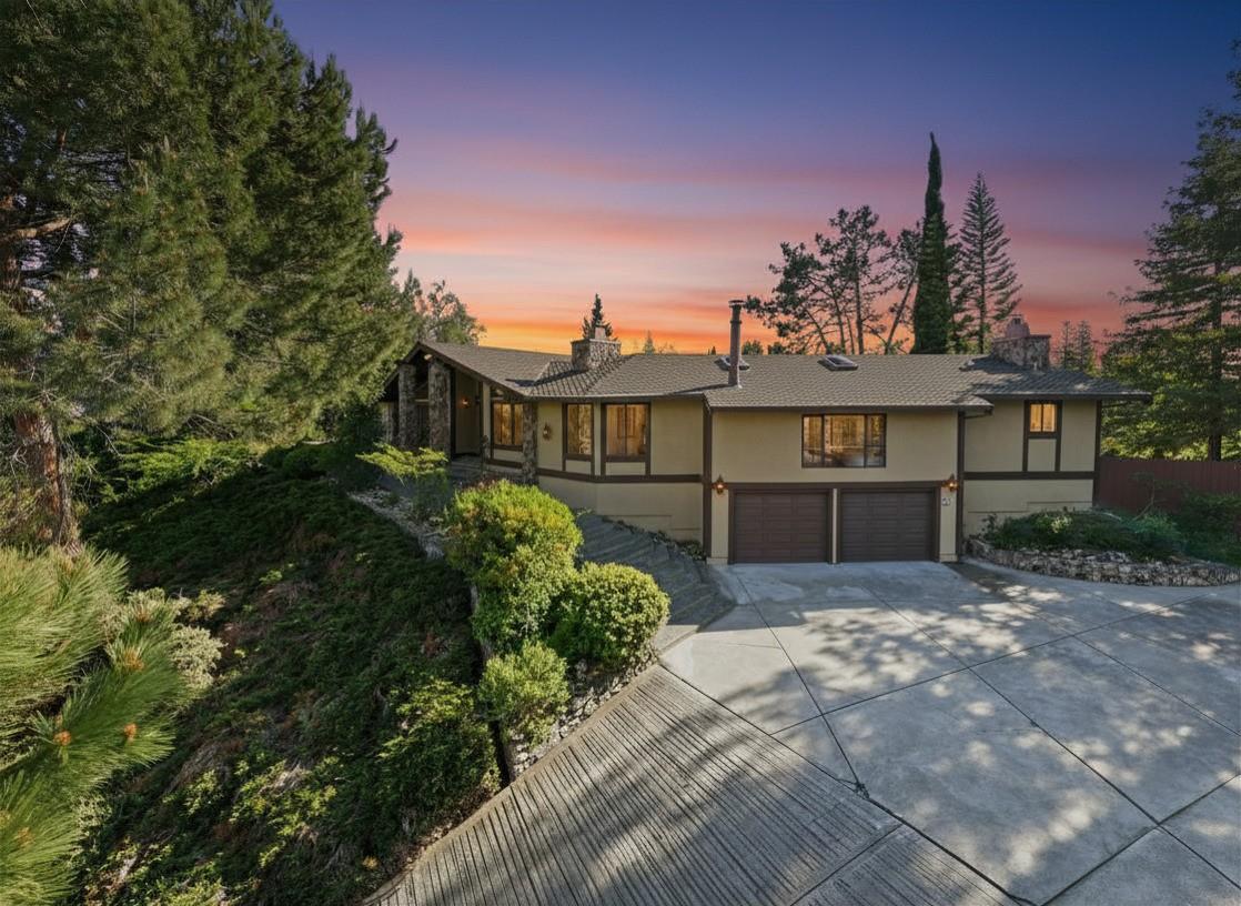 Detail Gallery Image 2 of 42 For 1050 Seminole Cmn, Fremont,  CA 94539 - 4 Beds | 2/1 Baths