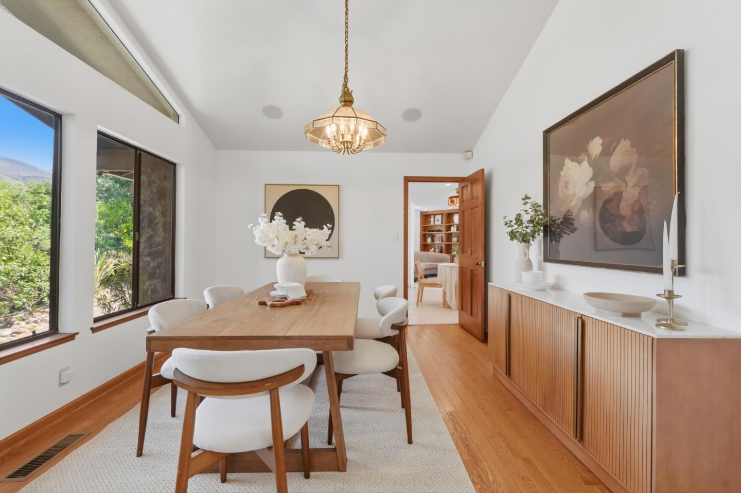 Detail Gallery Image 5 of 42 For 1050 Seminole Cmn, Fremont,  CA 94539 - 4 Beds | 2/1 Baths