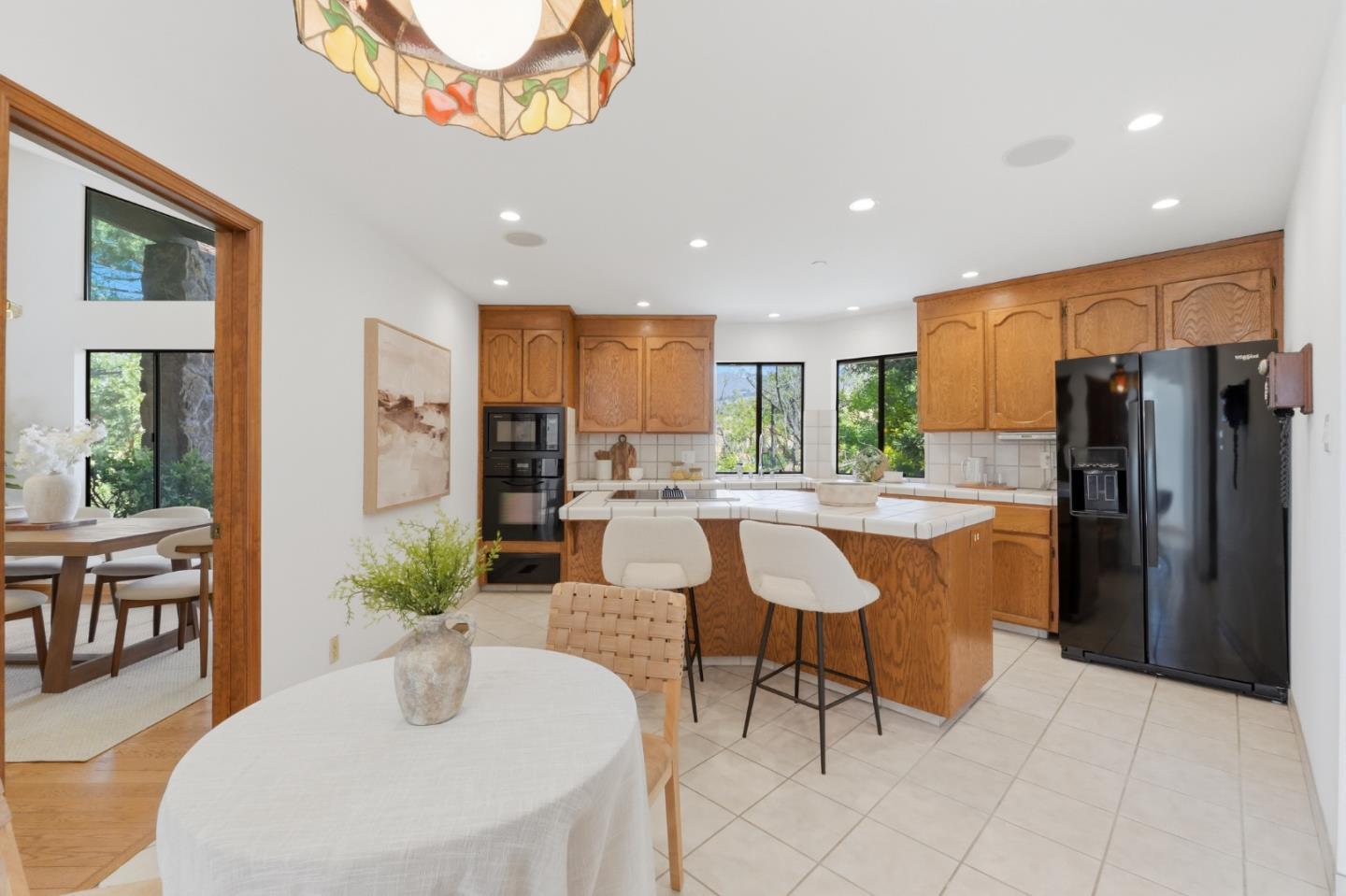 Detail Gallery Image 7 of 42 For 1050 Seminole Cmn, Fremont,  CA 94539 - 4 Beds | 2/1 Baths