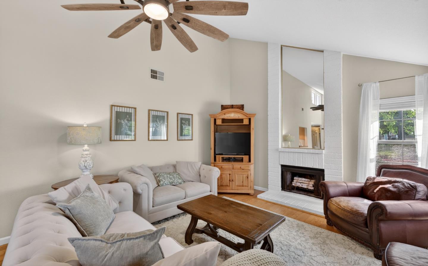 Detail Gallery Image 12 of 47 For 17590 Carriage Lamp Way, Morgan Hill,  CA 95037 - 3 Beds | 2 Baths