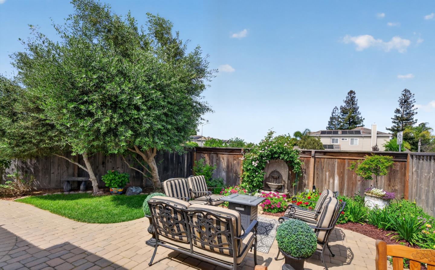 Detail Gallery Image 42 of 47 For 17590 Carriage Lamp Way, Morgan Hill,  CA 95037 - 3 Beds | 2 Baths